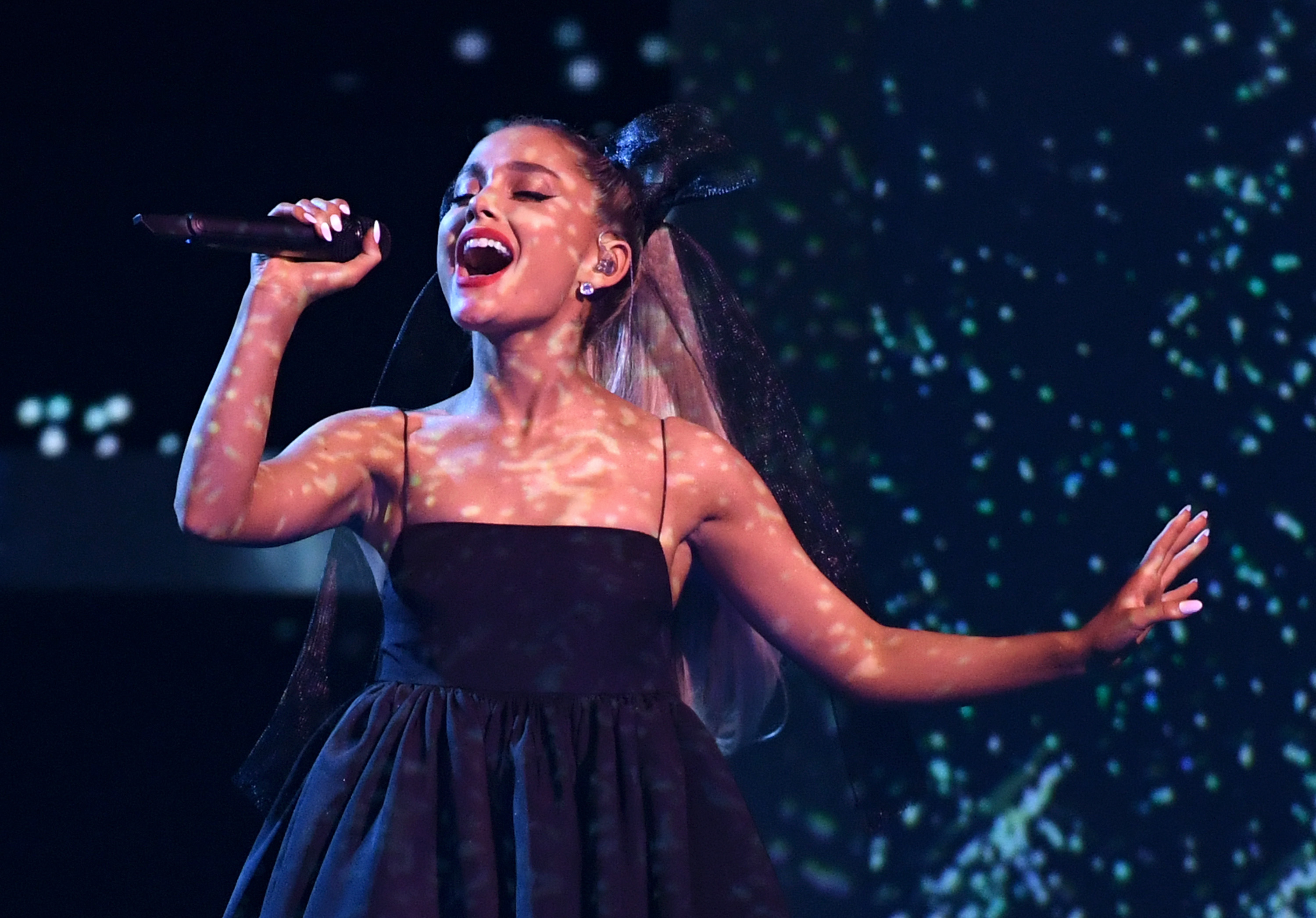 Ariana Grande 'Deeply Cares' for Costar Ethan Slater - Vimarsana News
