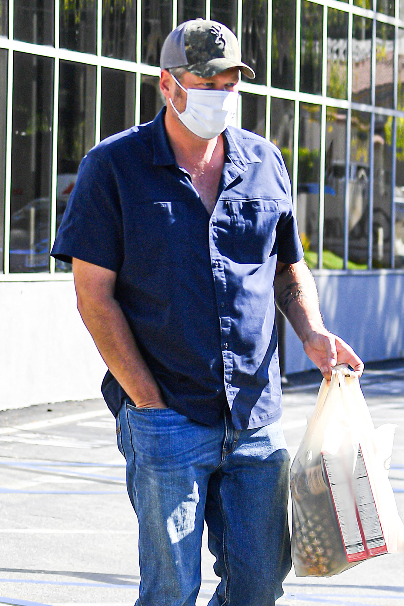 Blake Shelton’s Weight Loss: Photos of the Country Singer’s Impressive Transformation Over the Years