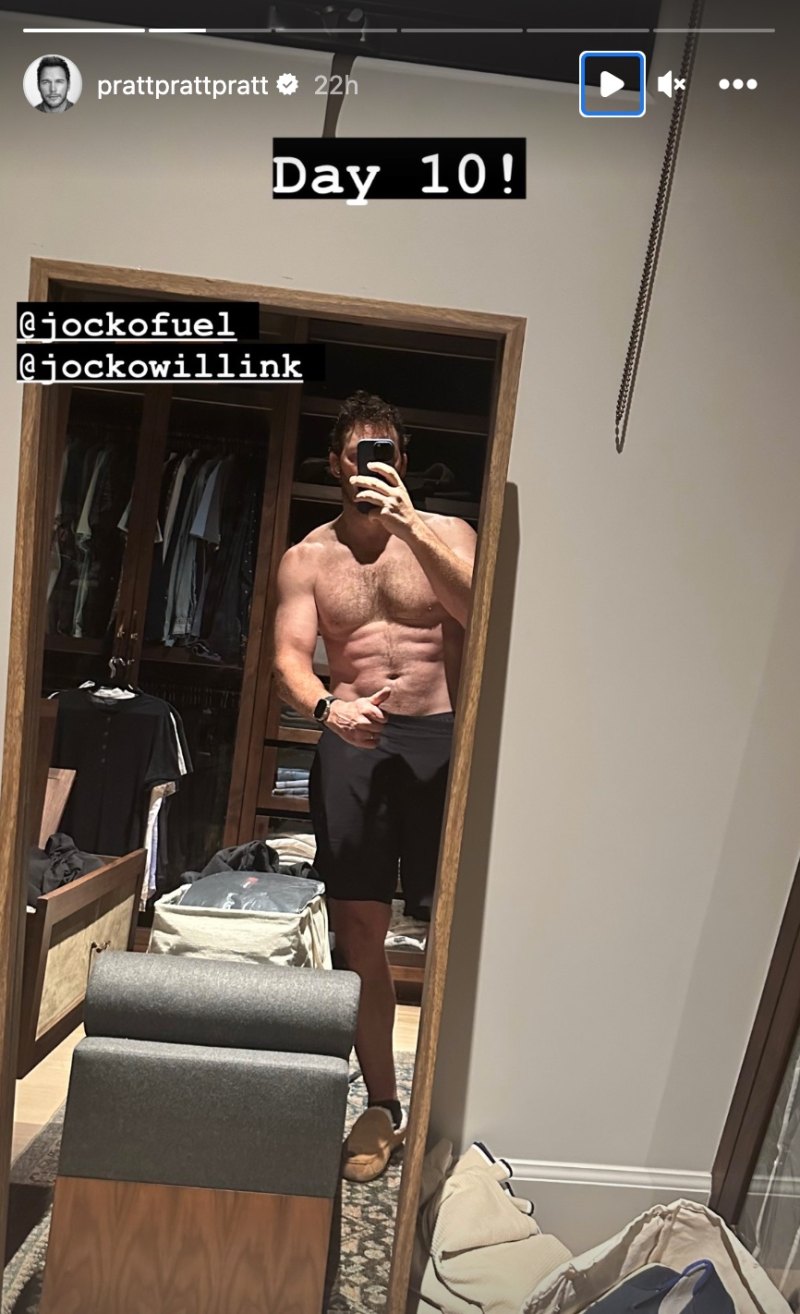 Chris Pratt Flaunts 6-Pack Abs in a Shirtless Photo