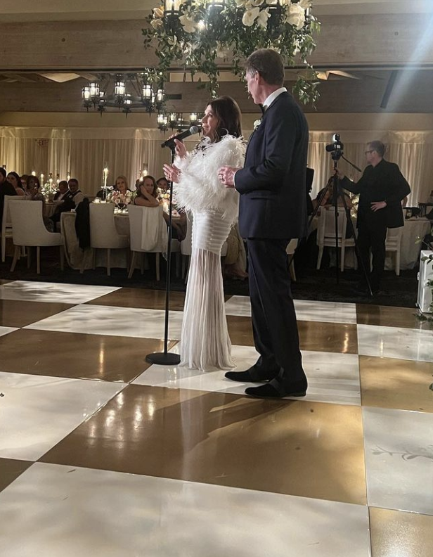 Simone Biles' 2nd Wedding Dress In Cabo: Photos – Hollywood Life