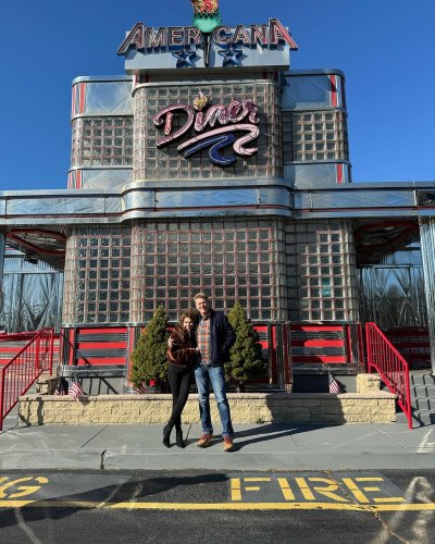 golden bachelors gerry turner theresa nist recreate first date at diner