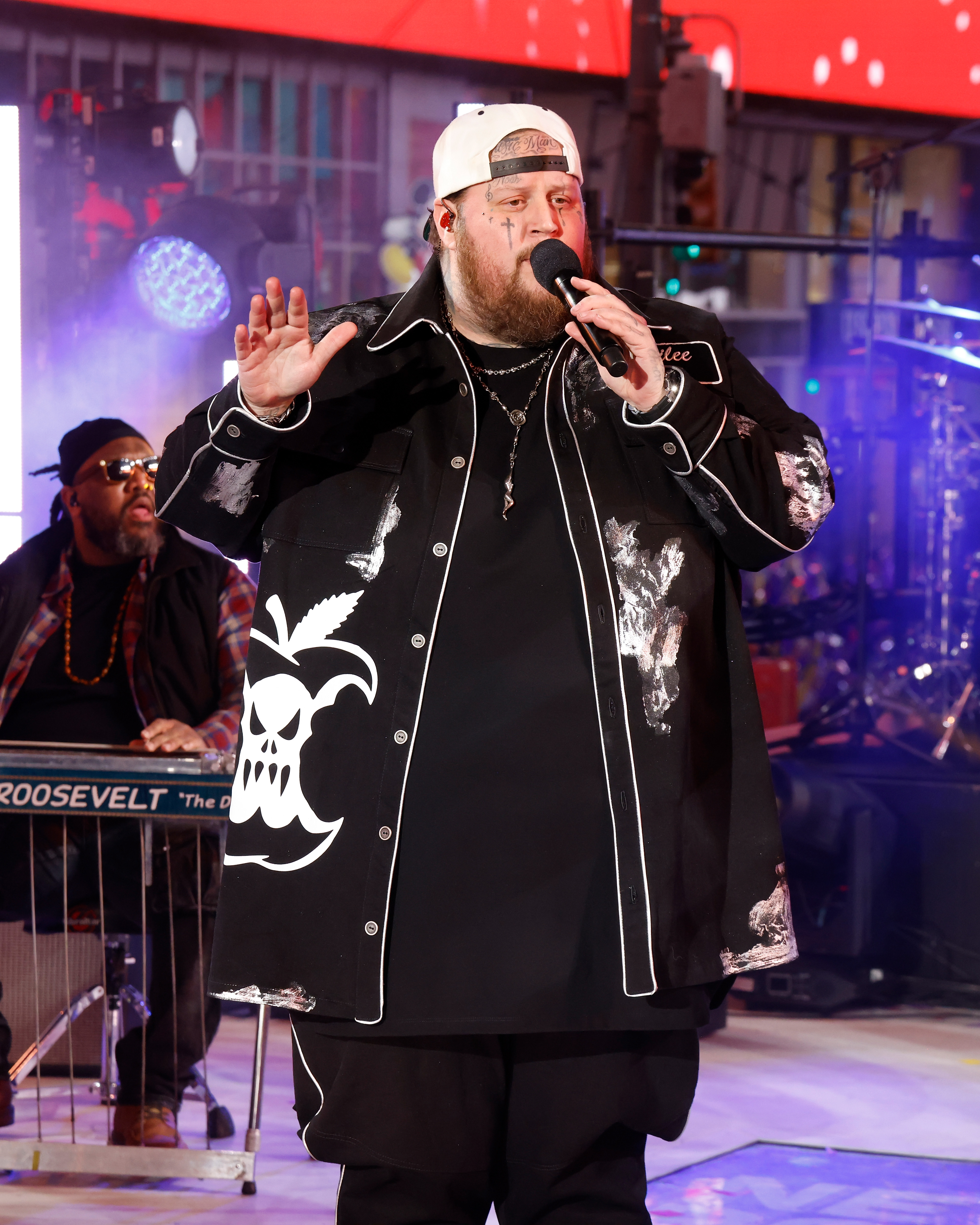 Jelly Roll Performs 'Wild Ones' Live From Times Square on ‘Dick Clark’s New Year’s Rockin’ Eve’