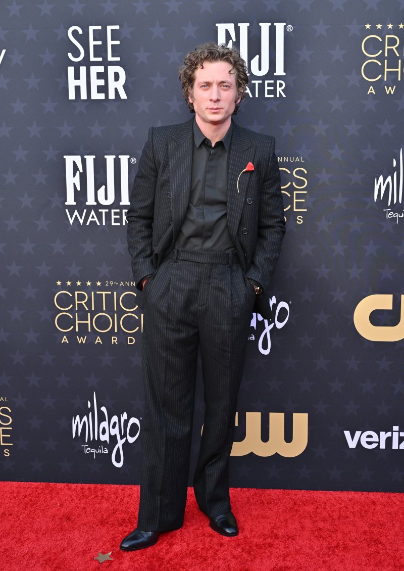 jeremy allen white critics choice awards 2024