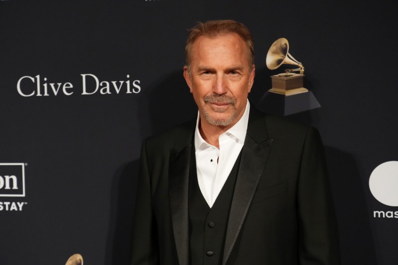 kevin-costner-plastic-surgery