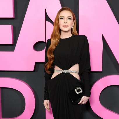lindsay lohan at mean girls premiere after baby feat