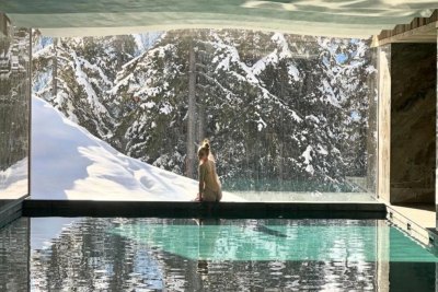 sophie turner thong bikini