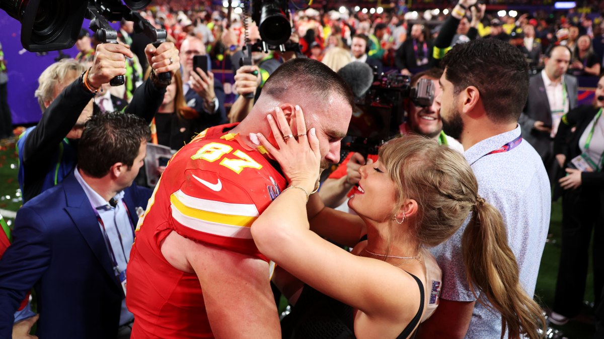 taylor swift on why she didnt have jet lag at super bowl