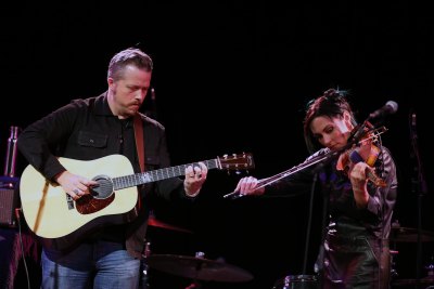 jason-isbell-amanda-shires-performing
