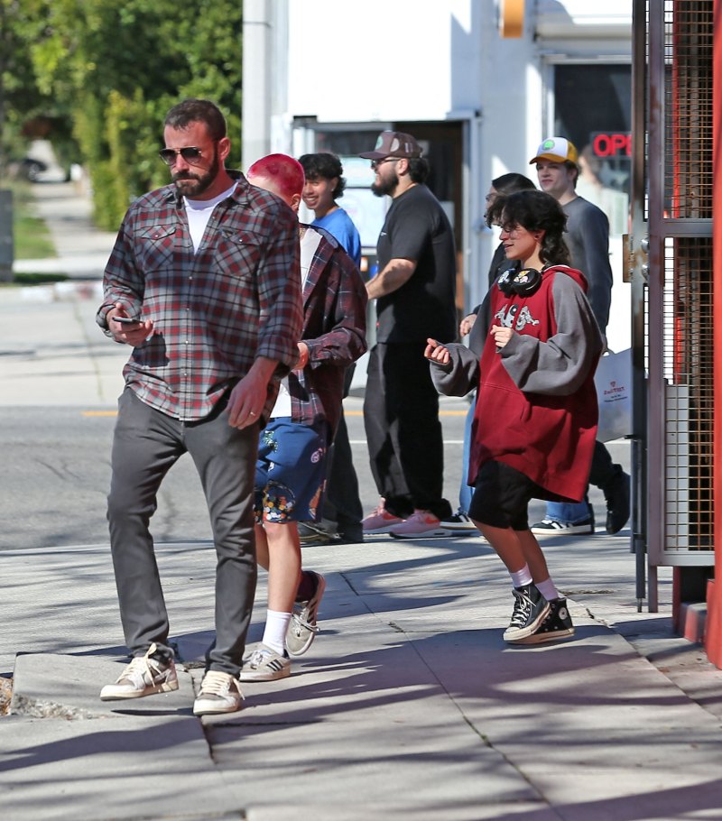 seraphina affleck reveals pink buzz cut while out with emme