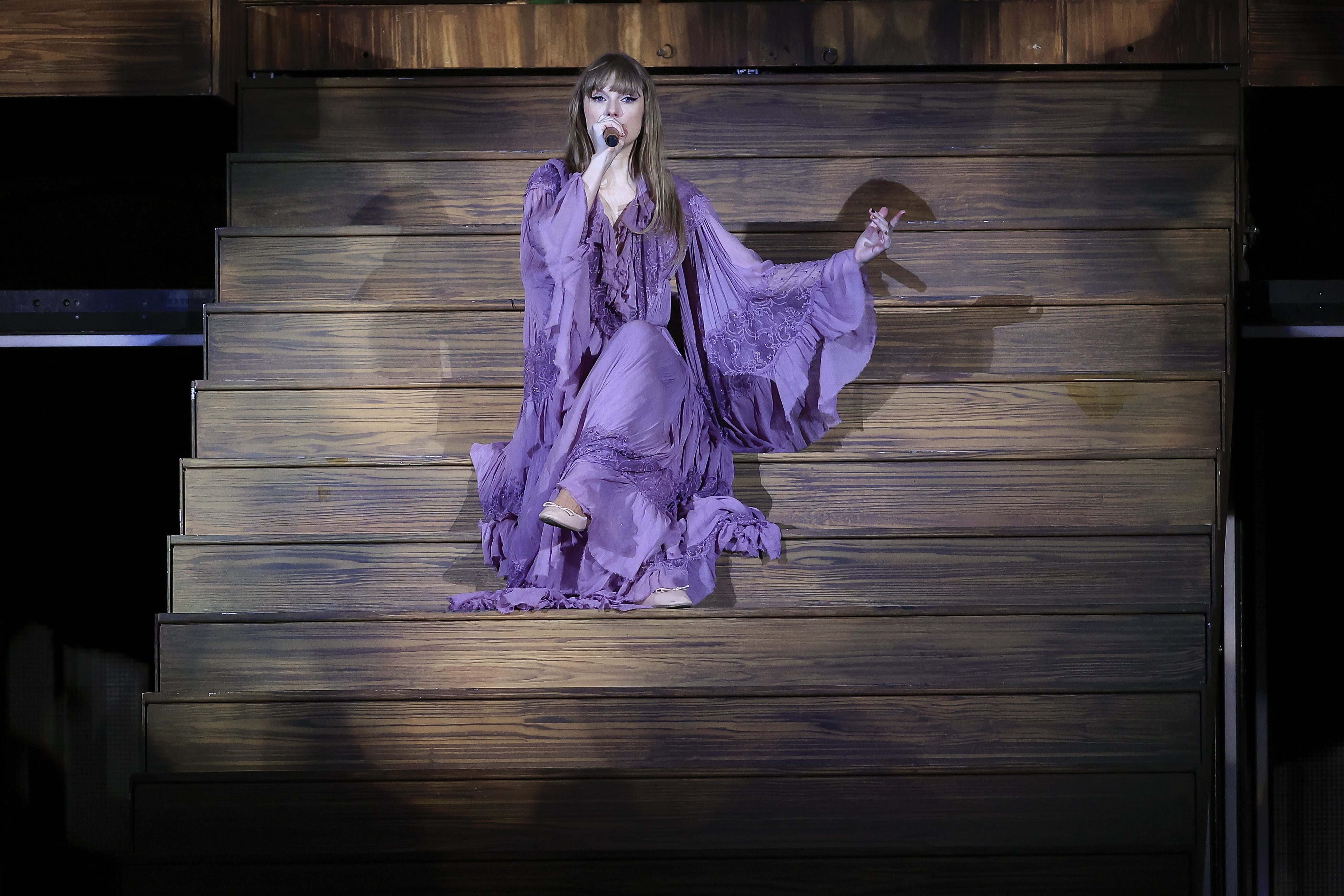 Taylor Swift Avoids Major Fall on Stage in Tokyo: ‘My Life Flashed Before My Eyes’