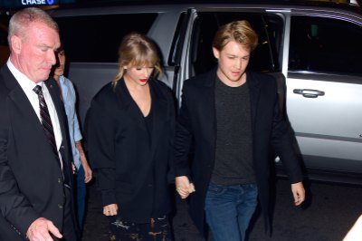 Taylor Swift and Joe Alwyn hold hands in New York City
