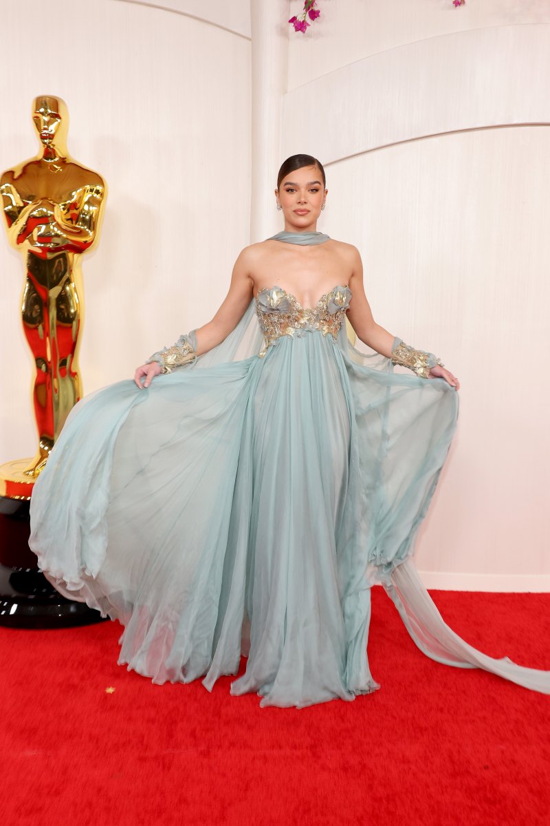 2024 Oscars Red Carpet Pictures: Celebrity Arrivals
