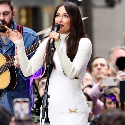 kacey musgraves on why she posed nude for deeper well cover