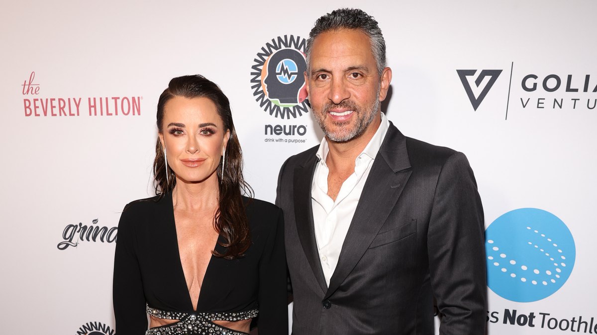 Kyle Richards Hired Divorce Lawyers Amid Mauricio Separation