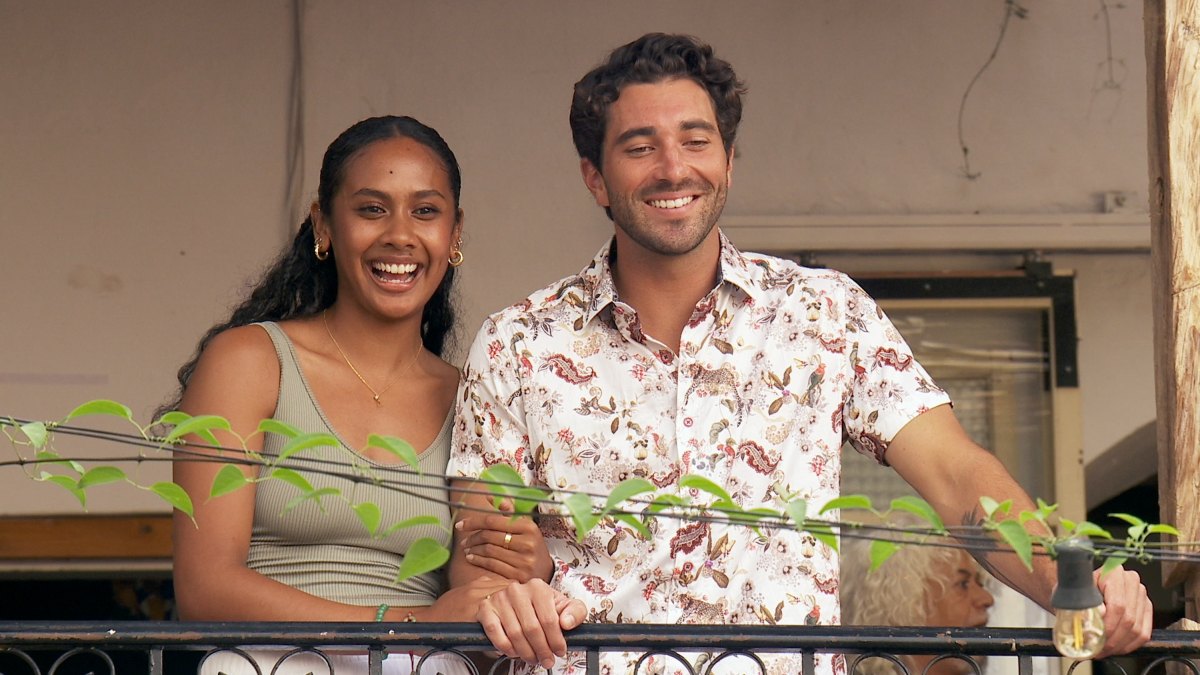 the bachelors rachel responds to hate over joey keeping her