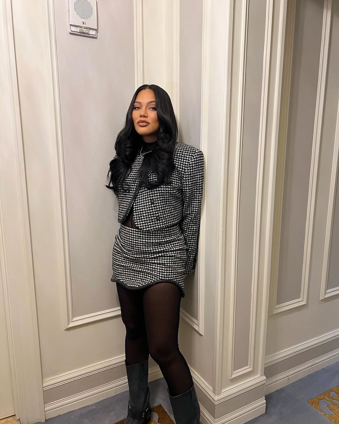 ayesha curry baby bump pregnancy no 4 photos