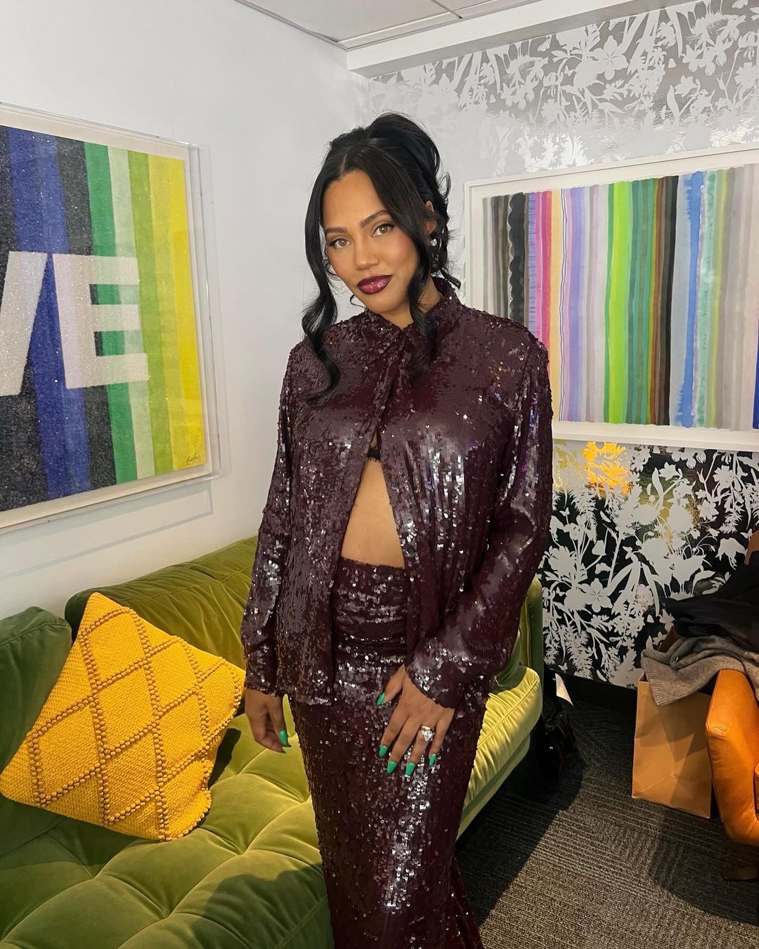 ayesha curry baby bump pregnancy no 4 photos