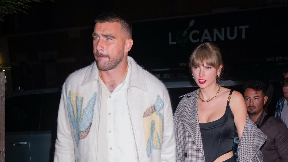 taylor swift travis kelce hold hands on date in singapore