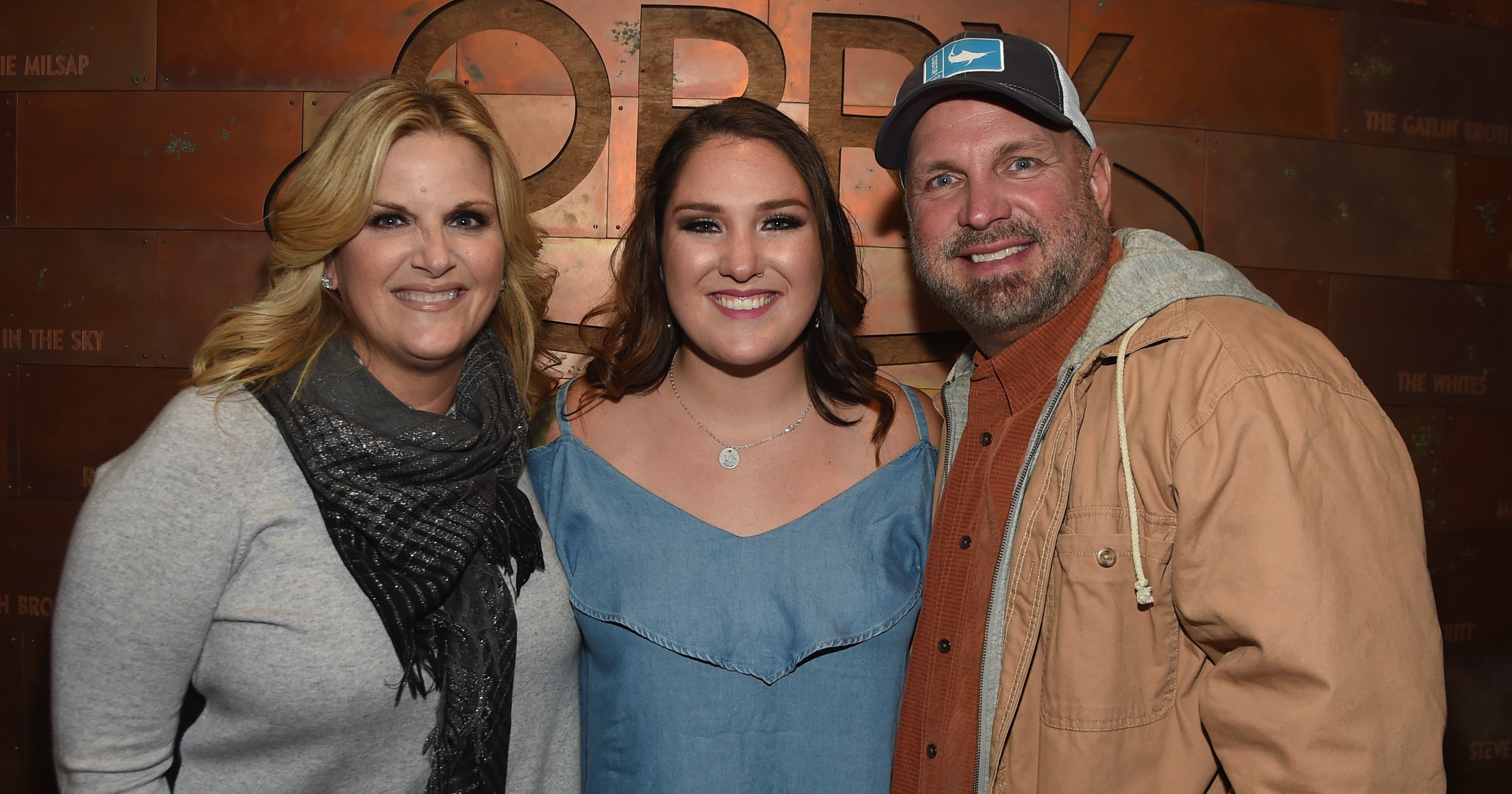 Garth Brooks' Kids Are Trisha Yearwood's Stepdaughters: Meet Them - Vimarsana News