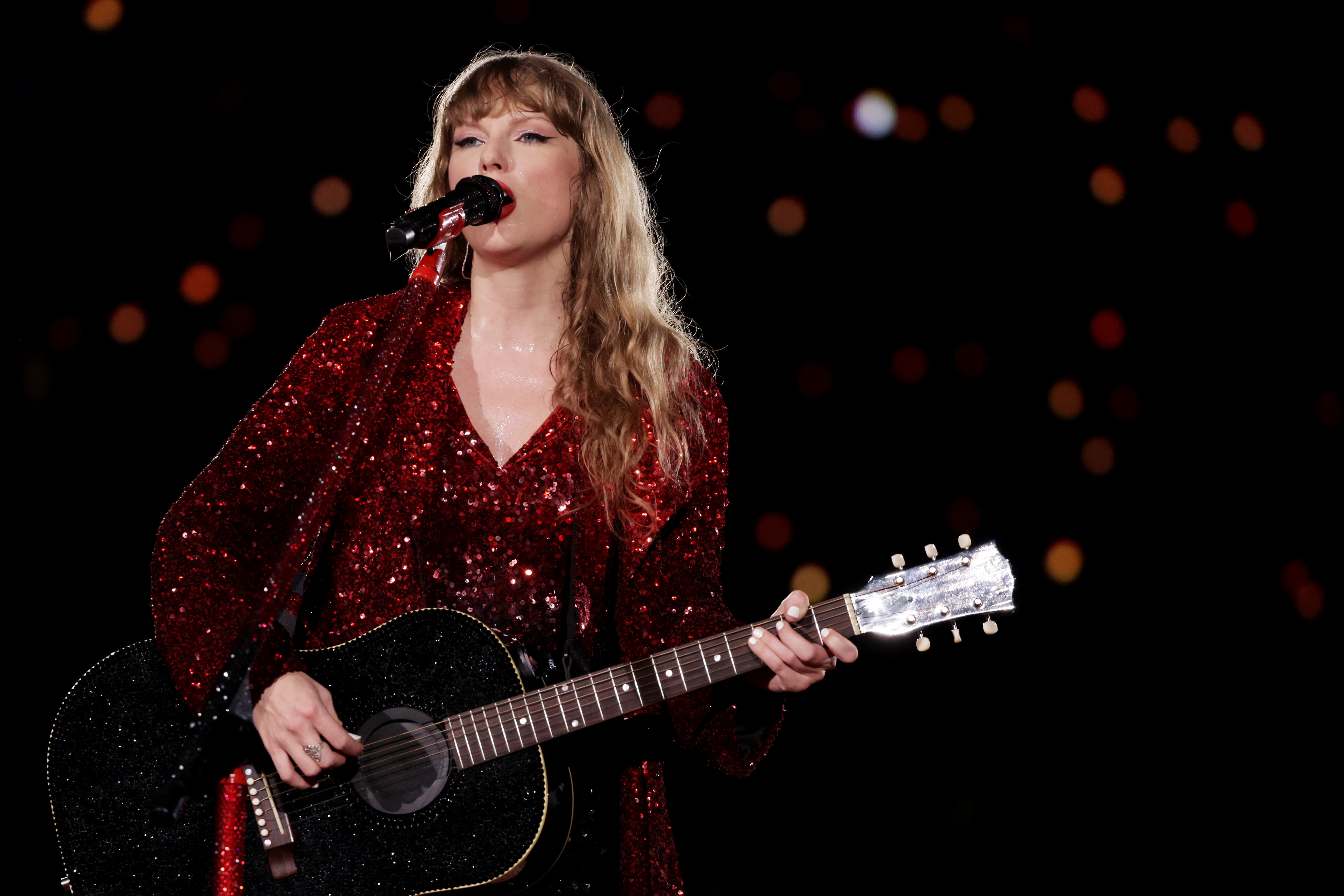 taylor swift joe alwyn relationship timeline