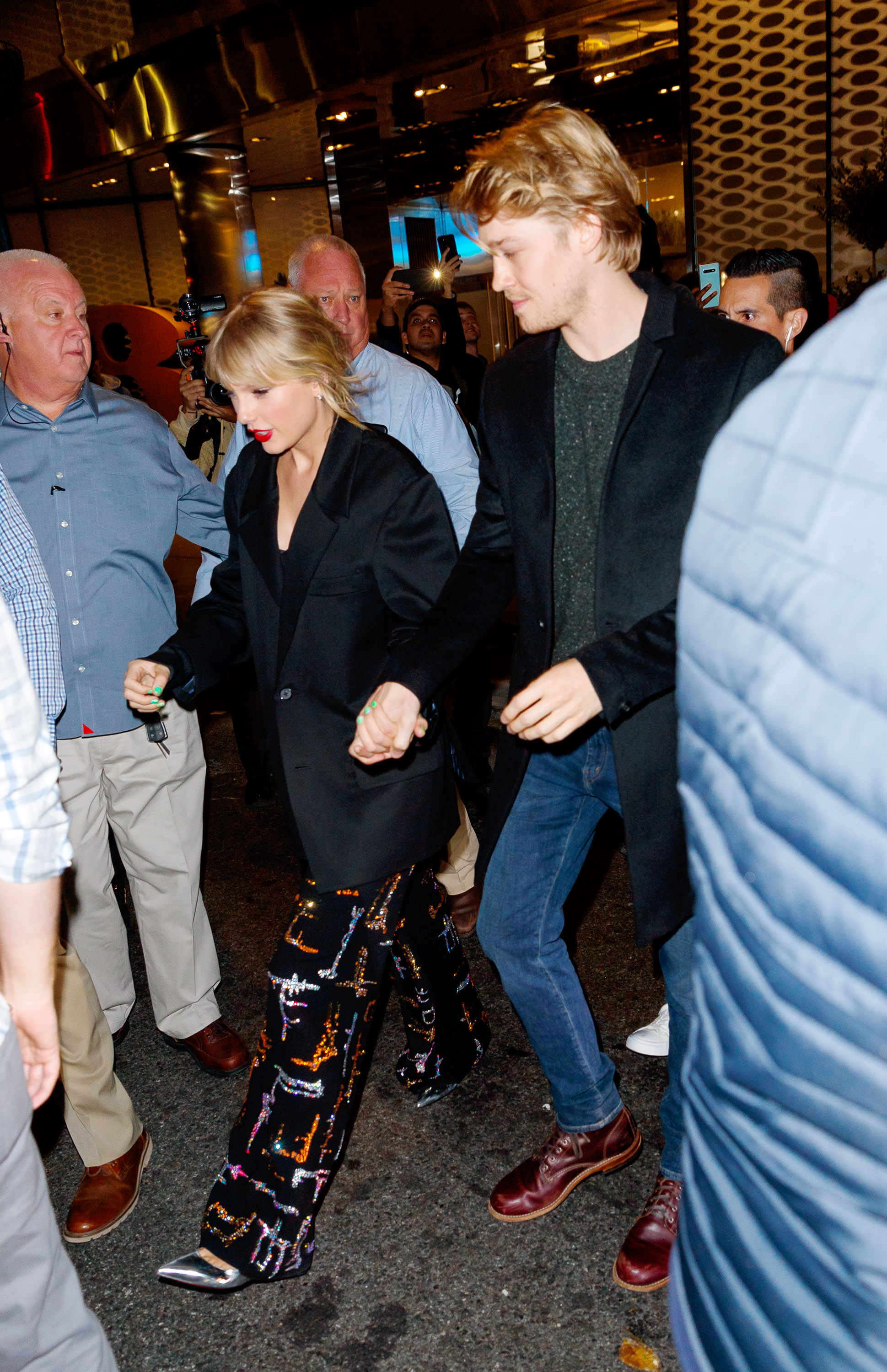 taylor swift joe alwyn relationship timeline