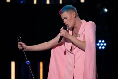 who is ziggy krassenberg on american idol season 22