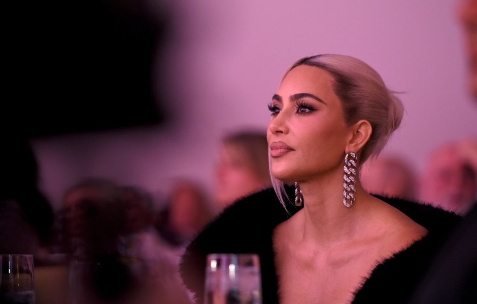 Fans Slam Kim Kardashian’s Pink Pixie Haircut, Chemical Damage