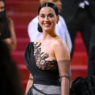 Katy Perry Fans Fooled by AI Dress Photos at the 2024 Met Gala
