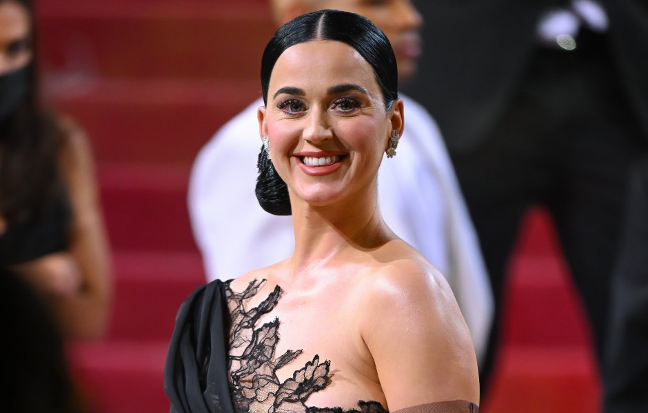 Katy Perry Fans Fooled by AI Dress Photos at the 2024 Met Gala
