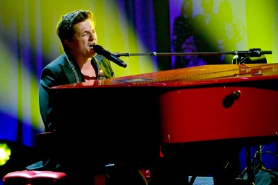 Charlie Puth Reacts to Taylor Swift&rsquo;s TTPD on TikTok