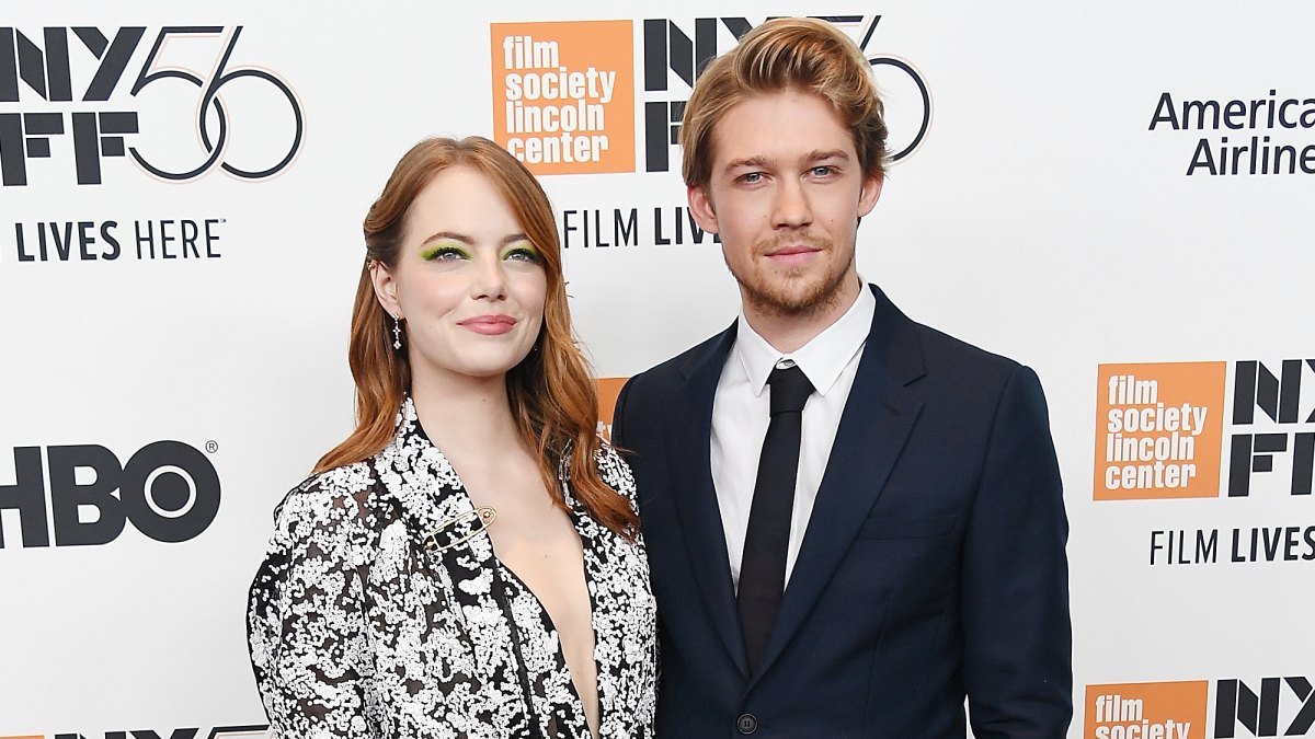 emma stone calls taylor swifts ex joe alwyn the sweetest