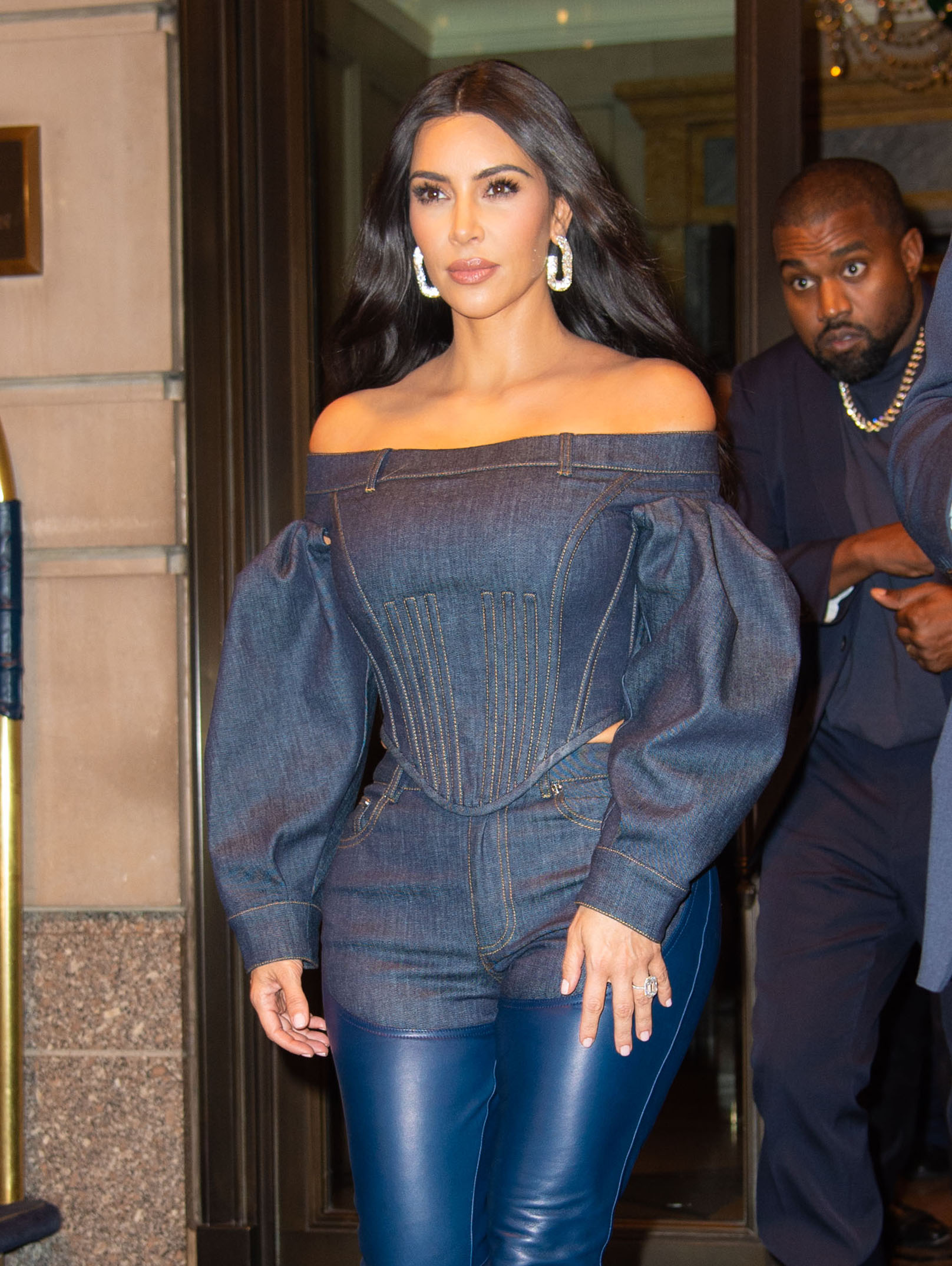 kim-kardashian-corsets