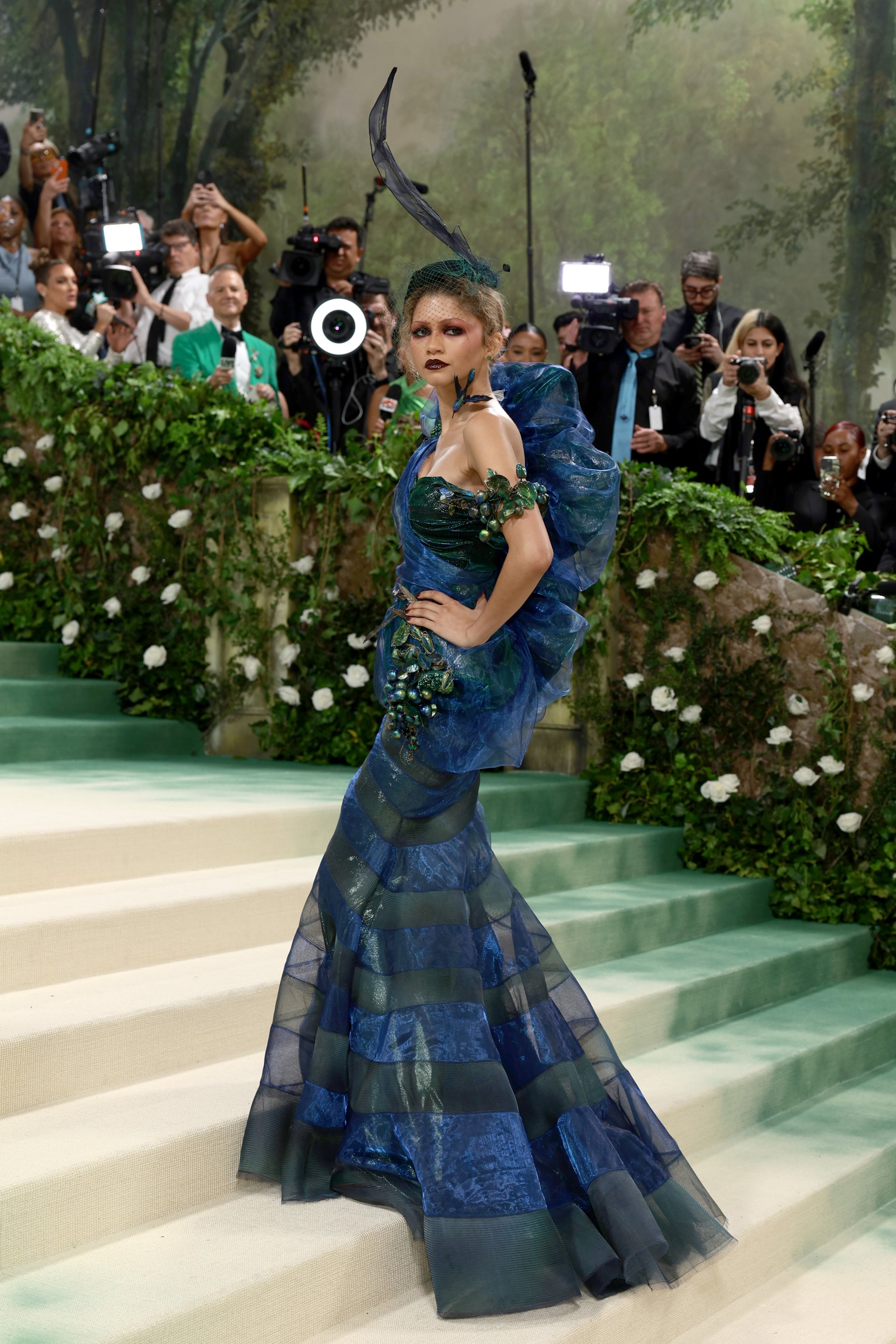 Zendaya s 2024 Met Gala Outfit Red Carpet Look Photos Life Style zendaya-s-2024-met-gala-outfit-red-carpet-look-photos-life-style