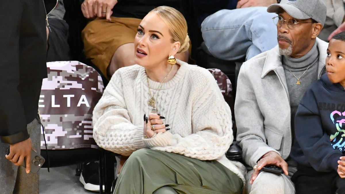 Adele Slams Fan Who Yelled ‘Pride Sucks’ During Concert