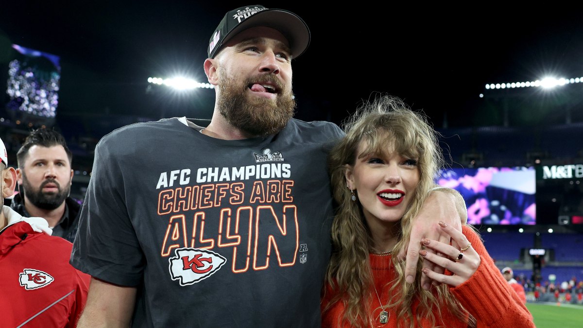Travis Kelce Says He ‘Enjoys’ Cooking With Taylor Swift