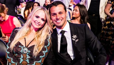 Miranda Lambert&rsquo;s Husband Brendan McLoughlin With Women in Bar