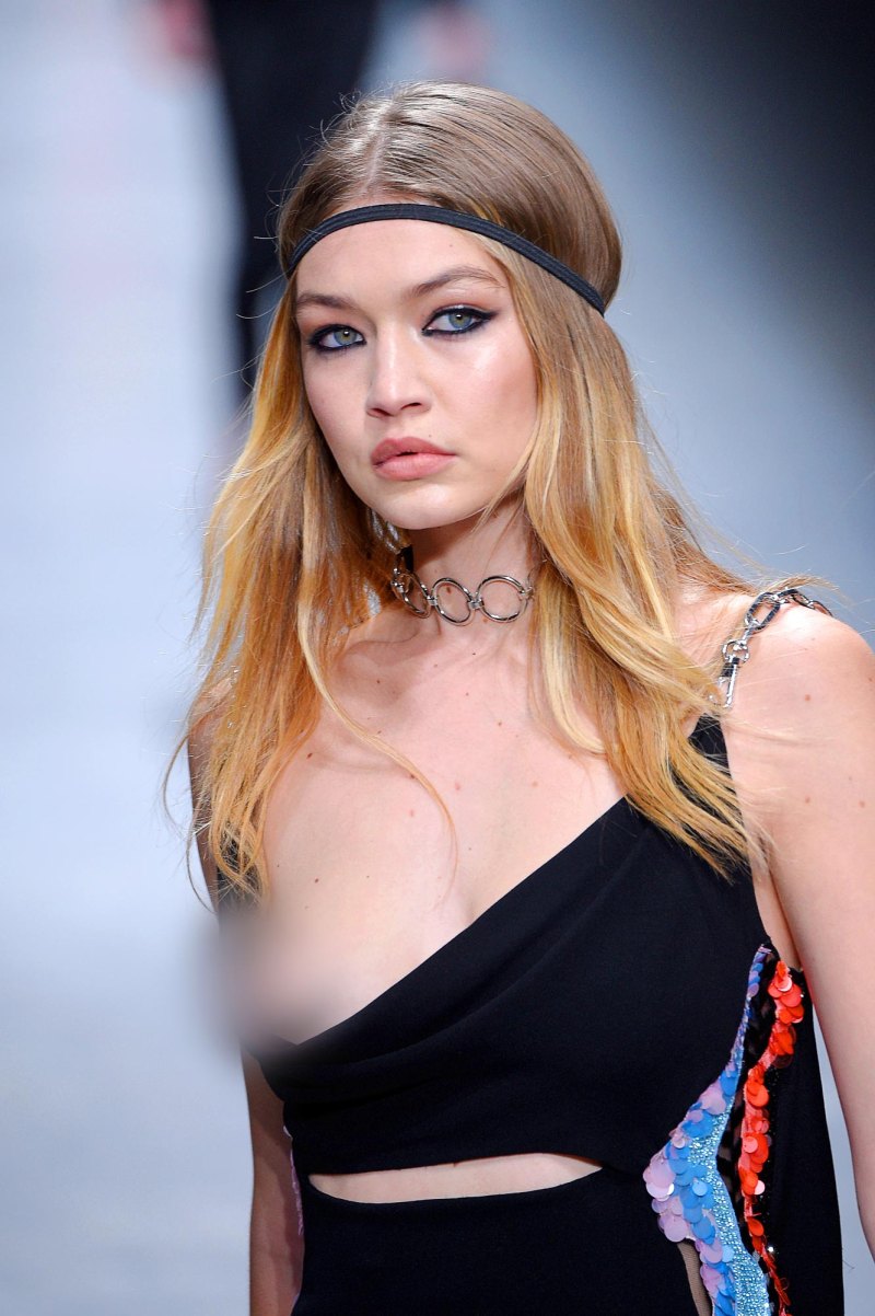 dress malfunction nude Gigi Hadid Suffers Wardrobe During NYC Photo Shoot Celebrity Wardrobe Malfunctions in Fashion