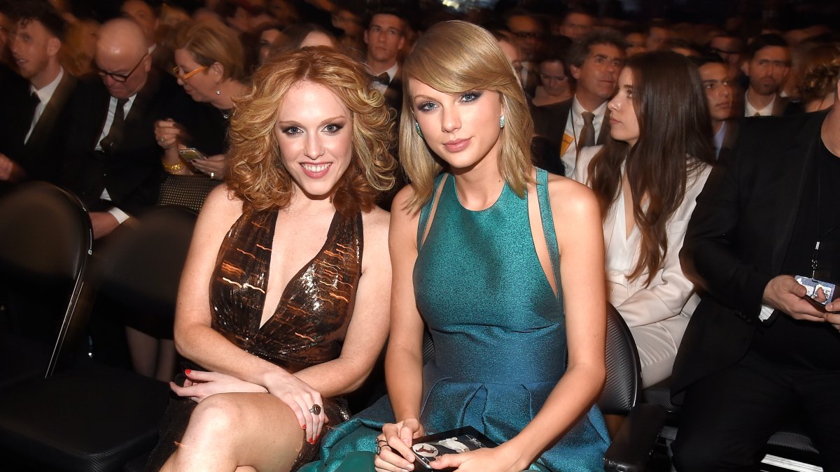 Taylor Swift Has Sweet Response to BFF Abigail’s Pregnancy Announcement