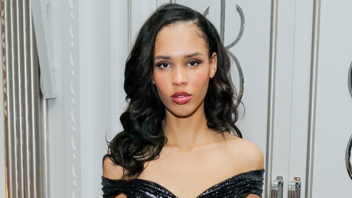 What Is a Trad Wife? Inside the Influencer Movement of Ballerina Farm, Nara Smith and Other Creators