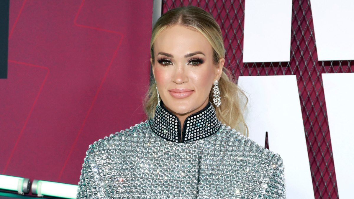 Carrie Underwood Agreed to Pay Cut Before Being Named Katy Perry’s ‘American Idol’ Replacement