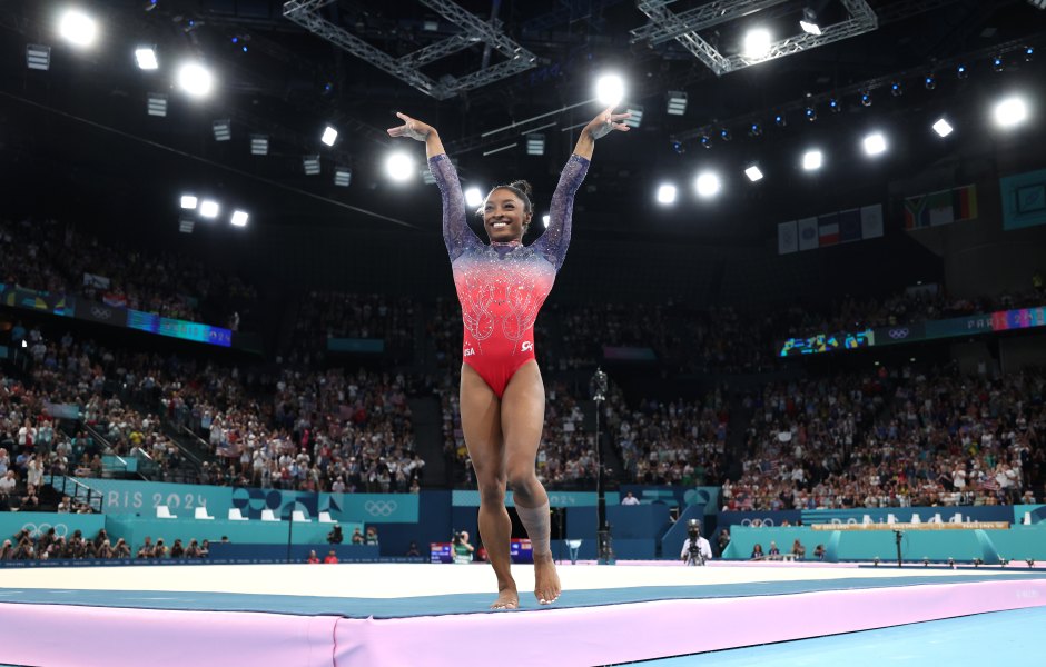 simone biles is a size 000 and struggles to find pants that fit