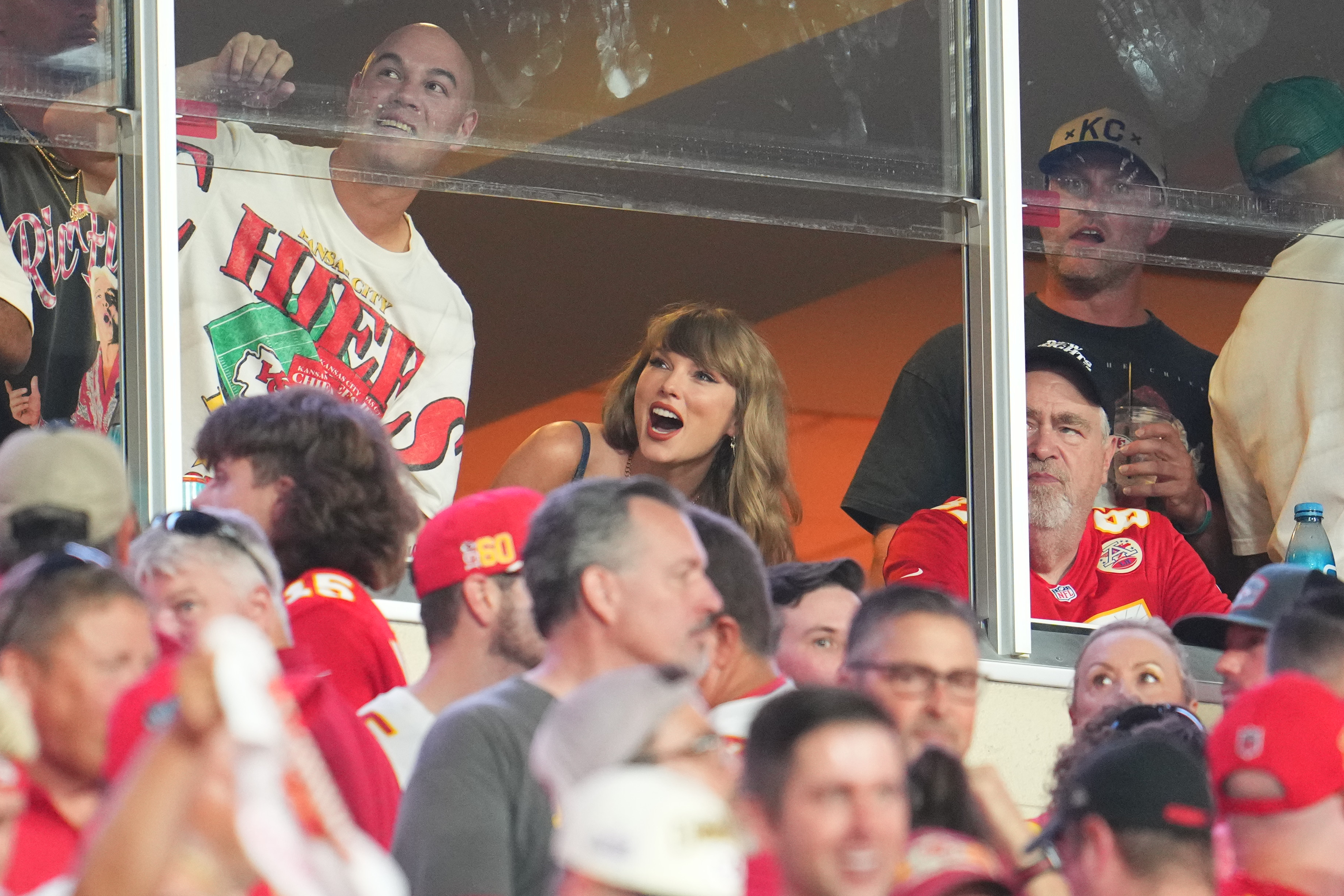 Taylor Swift and Travis Kelce Celebrate Chiefs Win in NYC