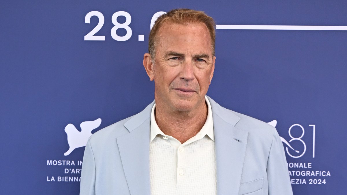 Kevin Costner's Face Looks 'Overly Frozen' Amid Botox Rumors