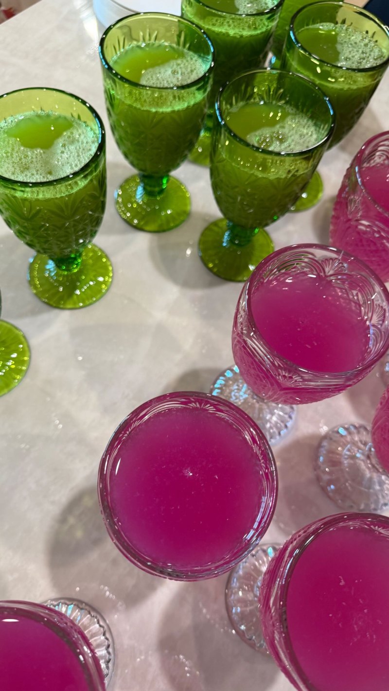 Ariana Grande Joins Kardashians for Wicked Screening: Photos