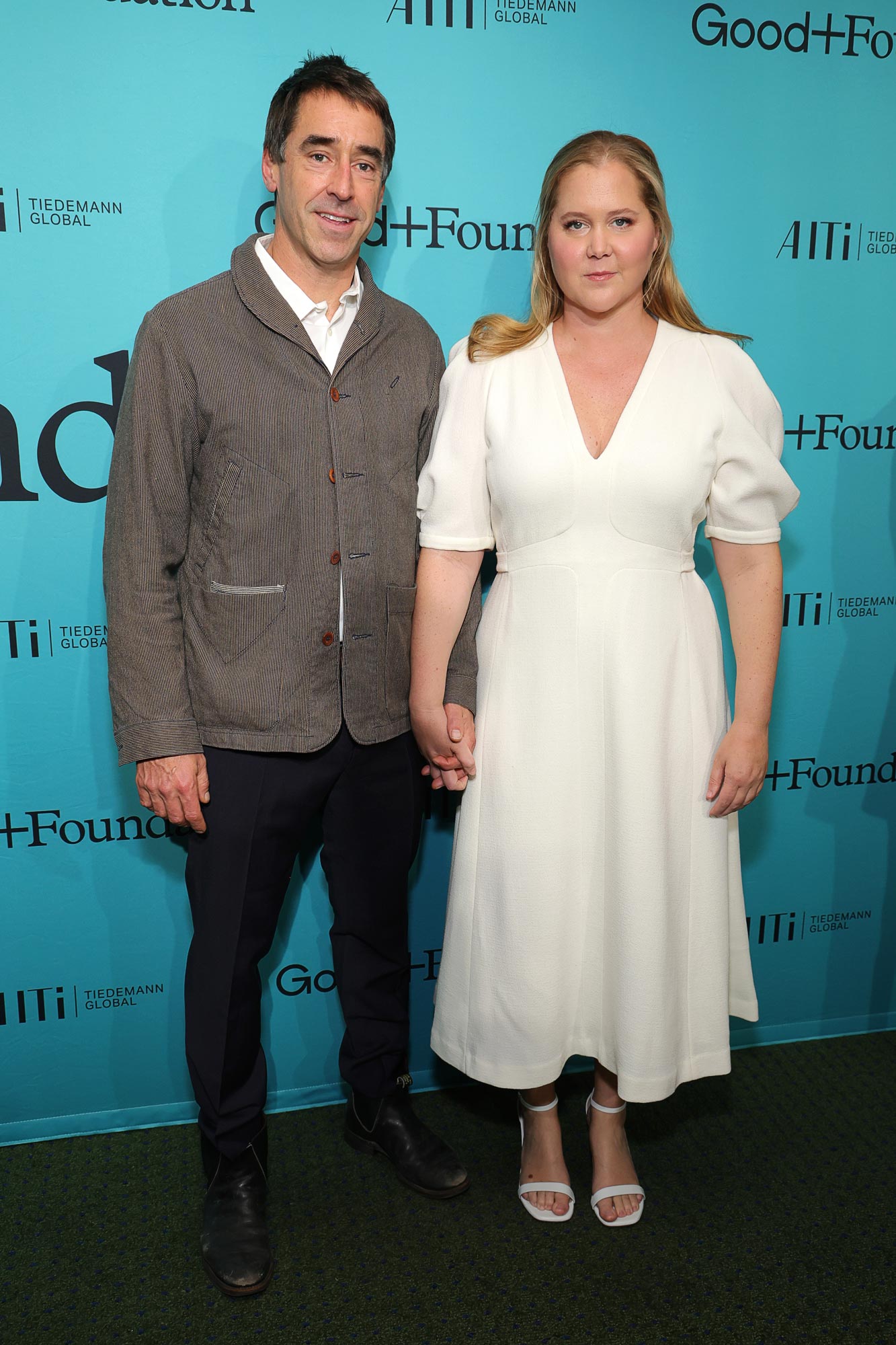 Reese Witherspoon Lana Del Rey Sofia Vergara and More Who Were Romanced by Regular Guys GettyImages 1743459897 340