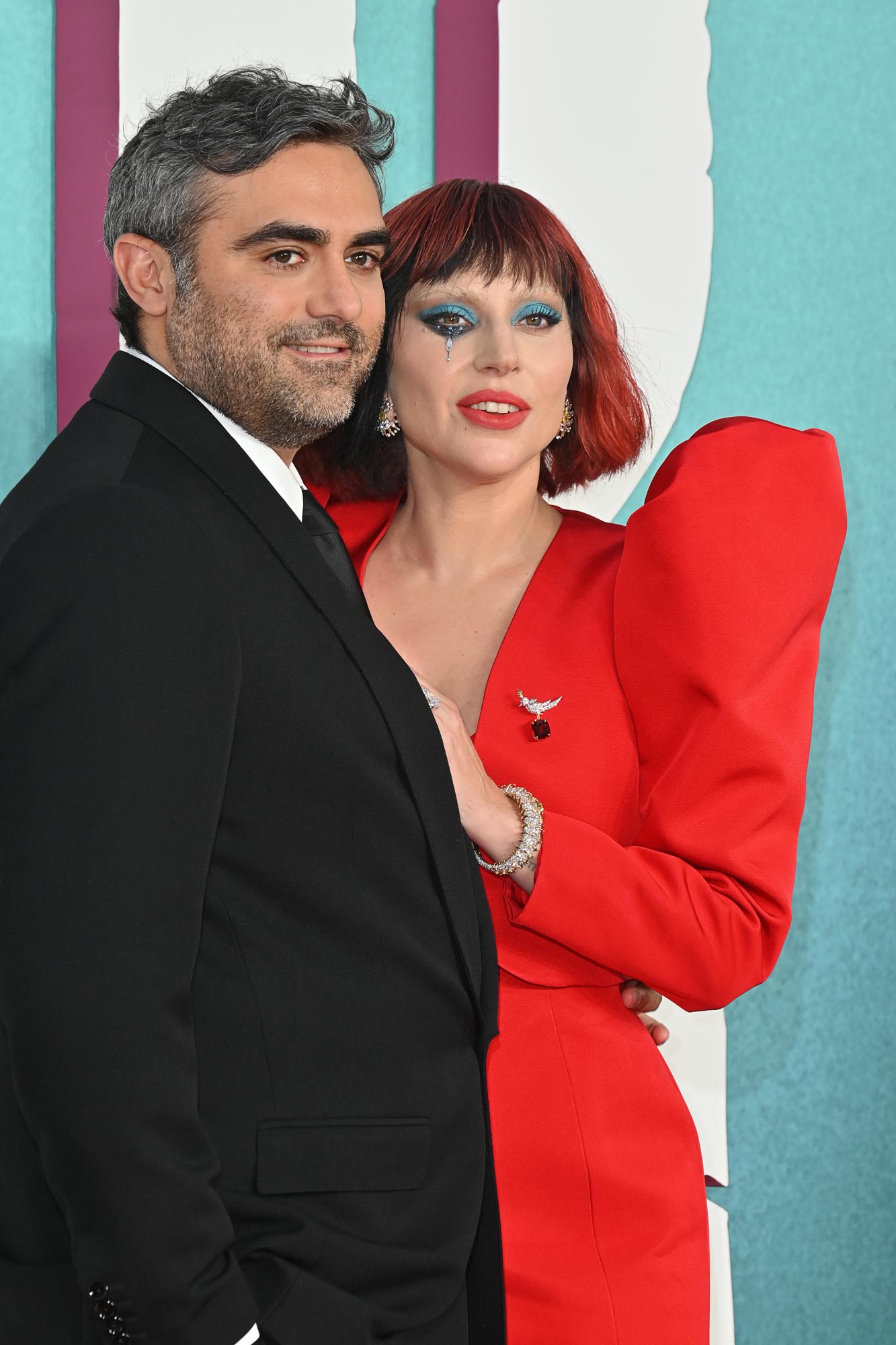 Reese Witherspoon Lana Del Rey Sofia Vergara and More Who Were Romanced by Regular Guys instar54164934 337