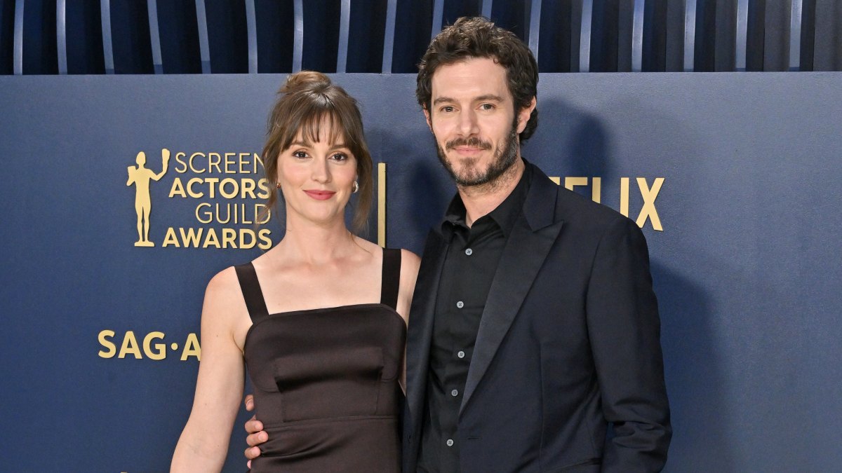 Who Is Adam Brody Married To? His Romance With Leighton Meester