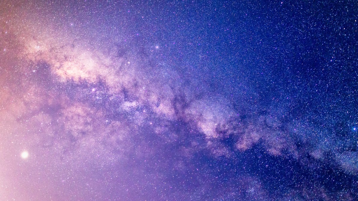 Get Your Horoscope Forecast for November 10 Through November 16