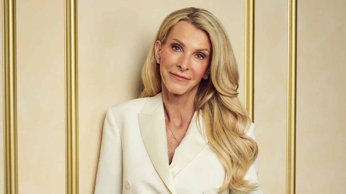 Joan Vassos Says She's 'In Love' With 1 Of Her Final 2 Men in 'Golden Bachelorette' FInale Preview