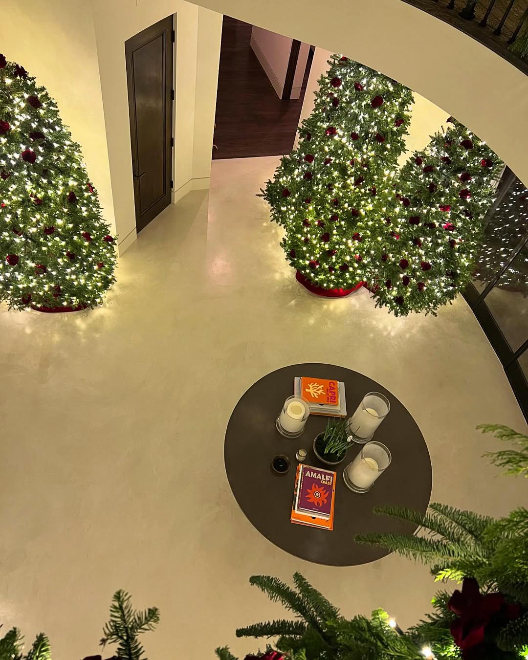 Kourtney Kardashian Slammed for Having Multiple Christmas Trees 828